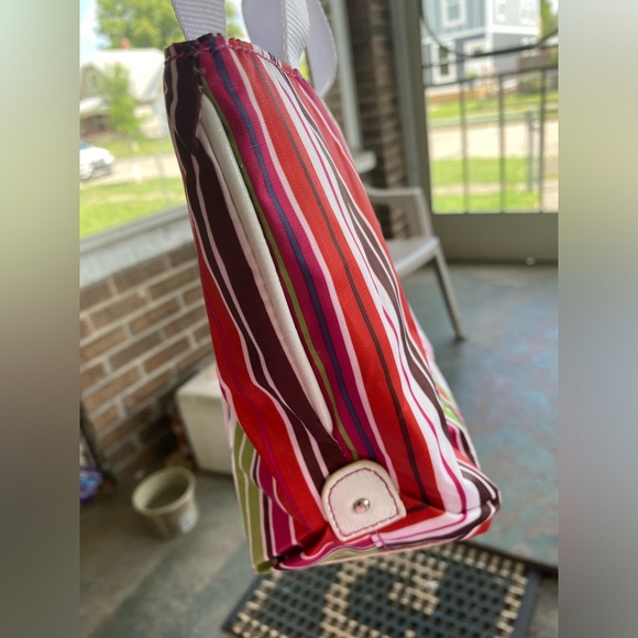 LIZ CLAIBORNE STRIPED TOTE BAG - Picture 4 of 14